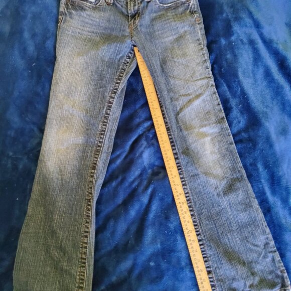 Refuge Premium Low rise Flare Jeans - Picture 10 of 10